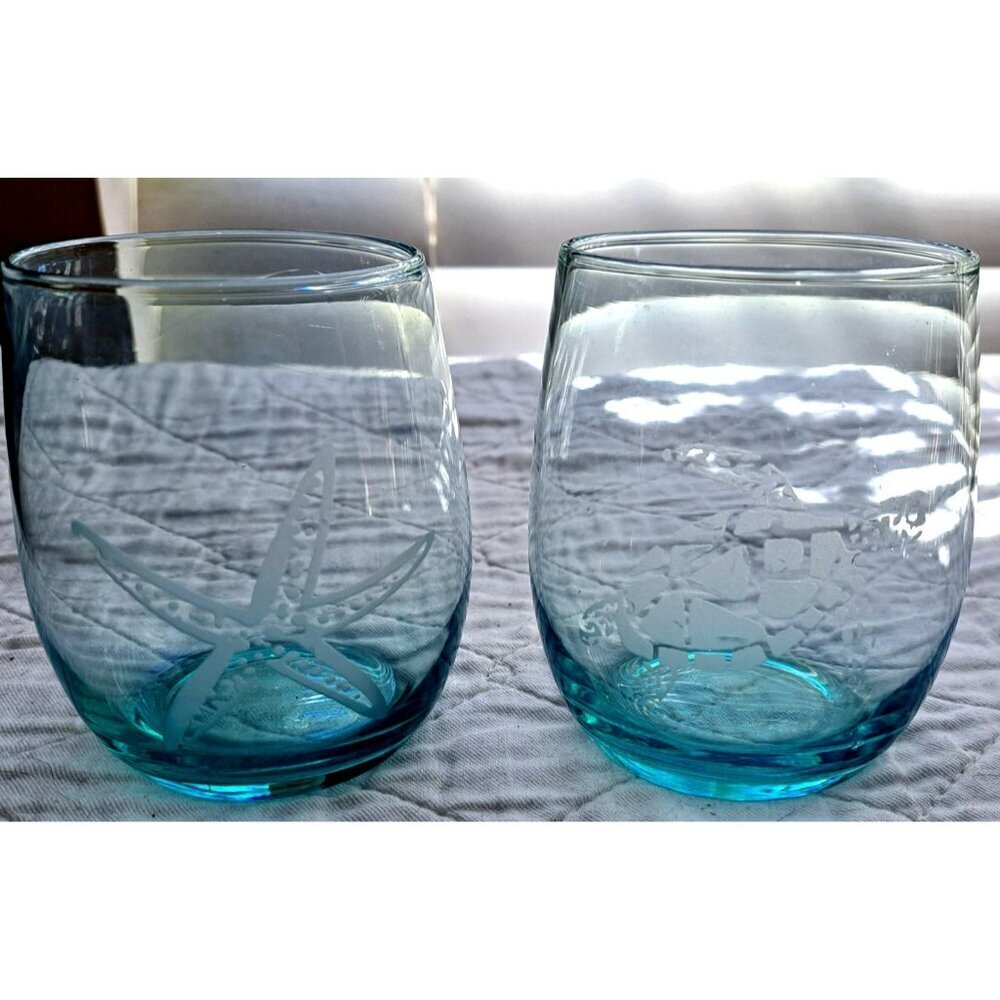 Unbranded Set Of 2 Stemless Wine Glasses Etched Starfish and Sea Turtle